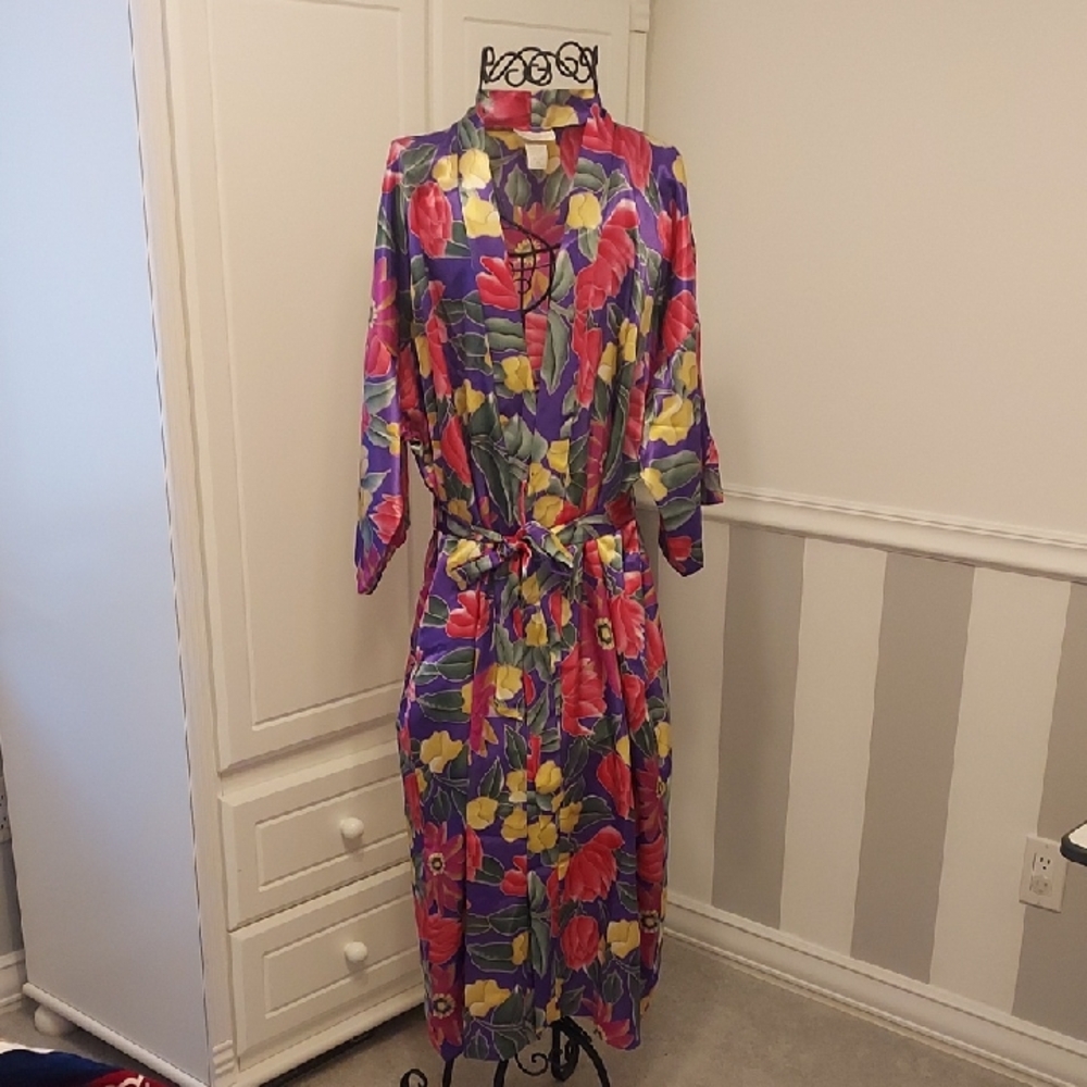 Women's Floral Robe